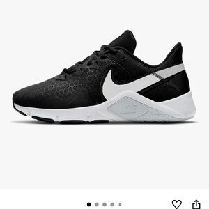 Nike Women's Black and White Training Shoes